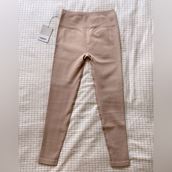 Everlane Leggings - Picture 4 of 5